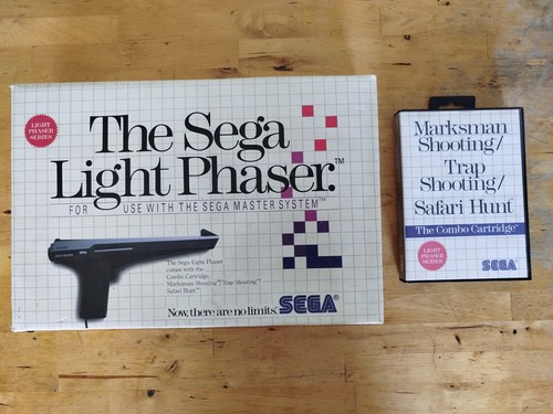 Sega light phaser jeu safari - +,